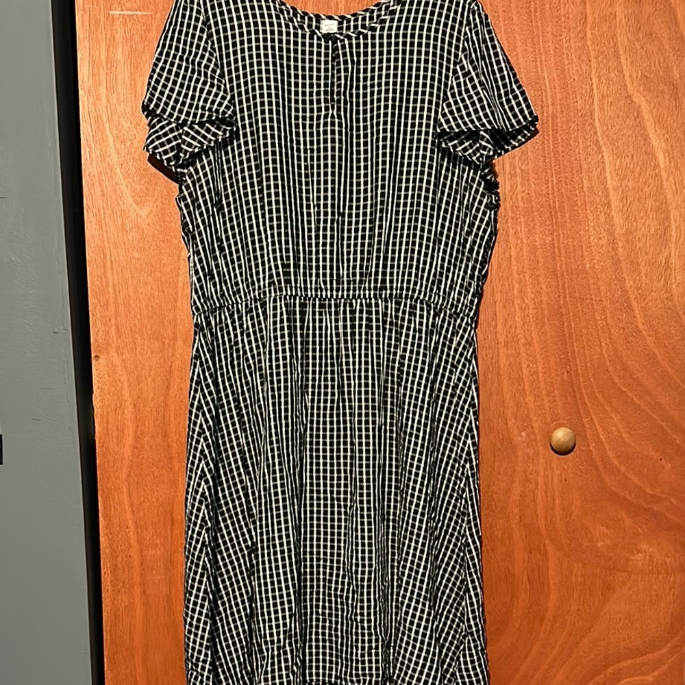 Old Navy Black and White Checkered Dress
